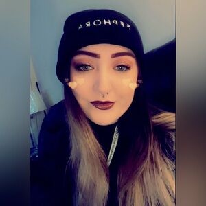 Meet your Posher, Hailey